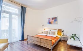 Extra Central New Apartment